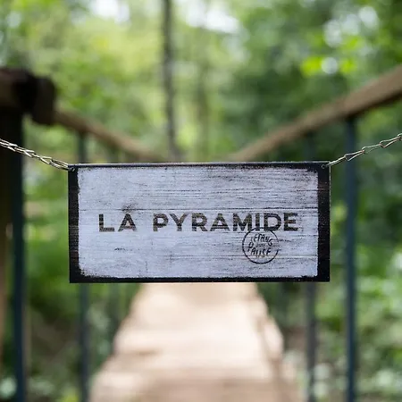Nuits Insolites A L'etang D'une Pause