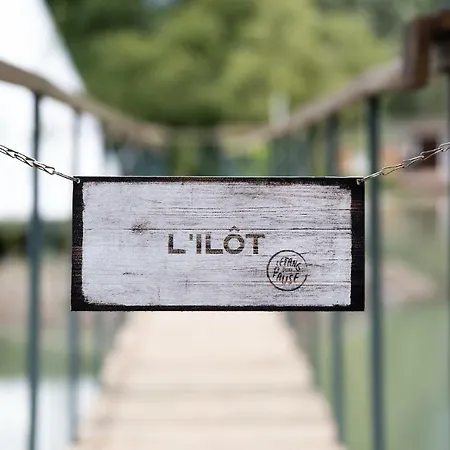 Nuits Insolites A L'etang D'une Pause ラグジュアリーテント *
